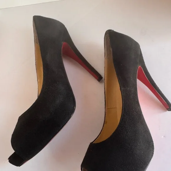 Christian Louboutin EU 36 Black Suede Peep-Toe Heels Like New with5” heel